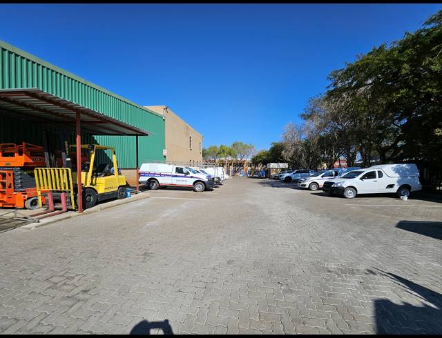 1,452M² WAREHOUSE FOR SALE IN RANDJESPARK
